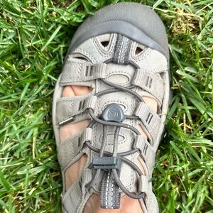 KEEN women’s Newport H2 Outdoor Sandals